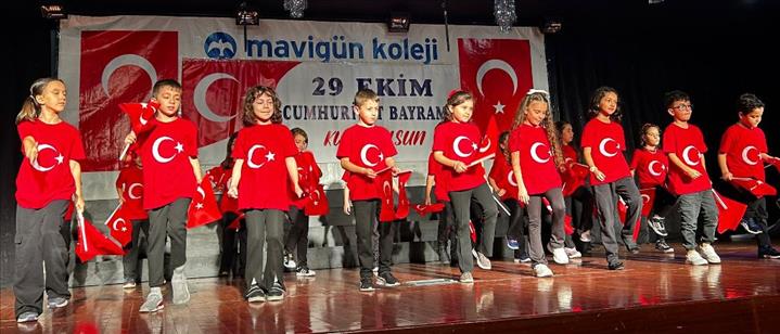 MAVİGÜN'DE 101.YIL COŞKUSU